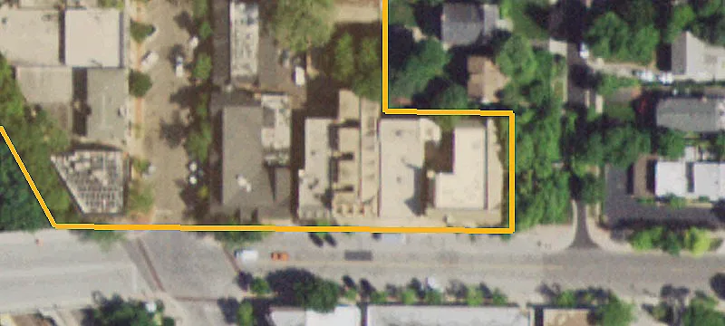 735 Elm St