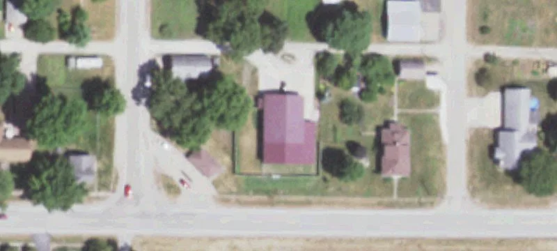 406 Henry St