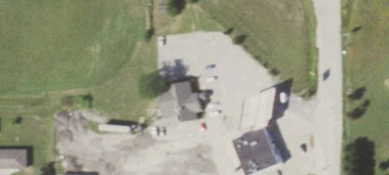 305 Ellen St