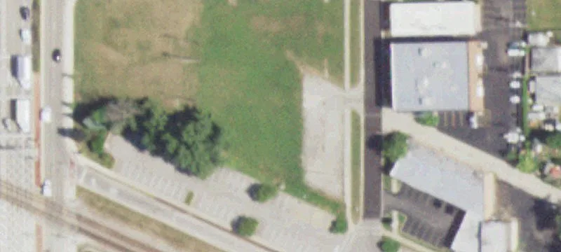 120 Commercial St