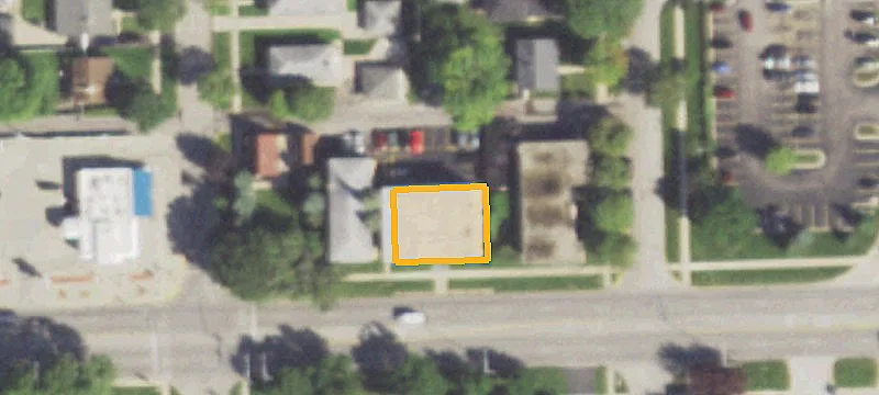 1107 Cermak Rd