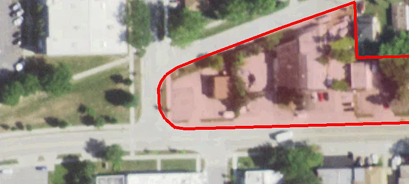 102 Chicago Ave