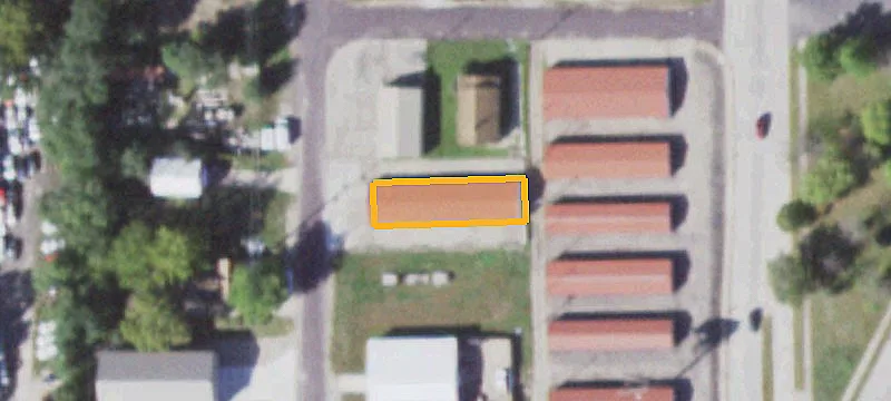 502 Main St