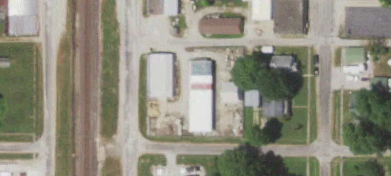 100 3rd St