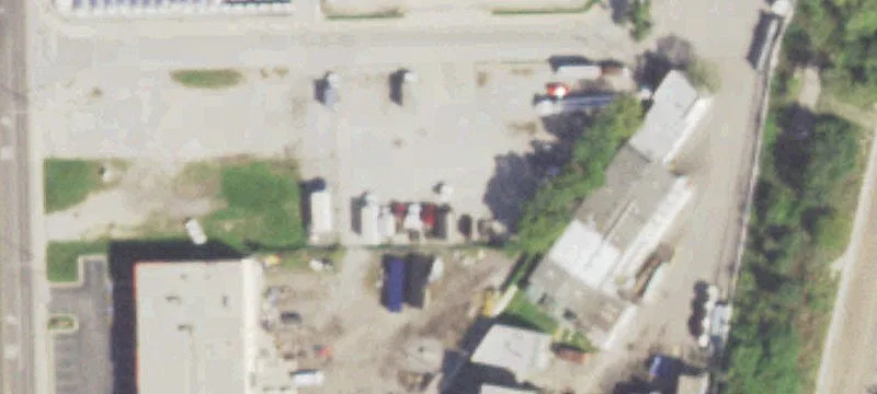 5600 Ee Ave