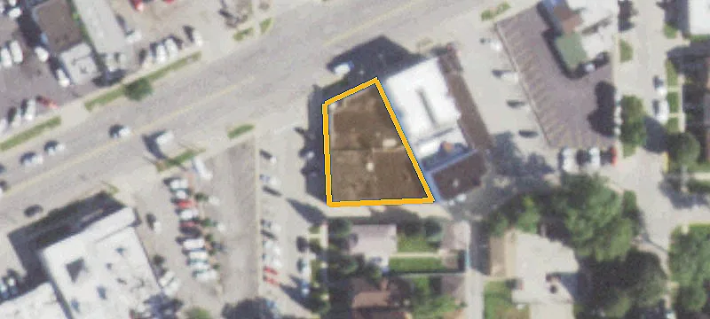 6320 Ogden Ave