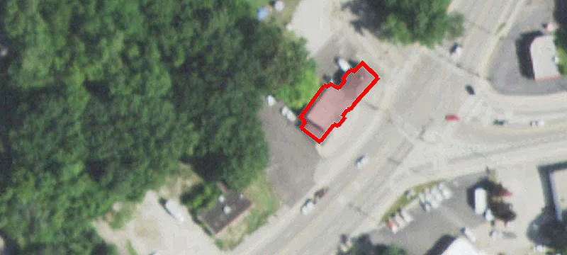 610 Cedar Lk Rd