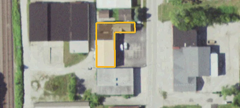 3634 Un Ave