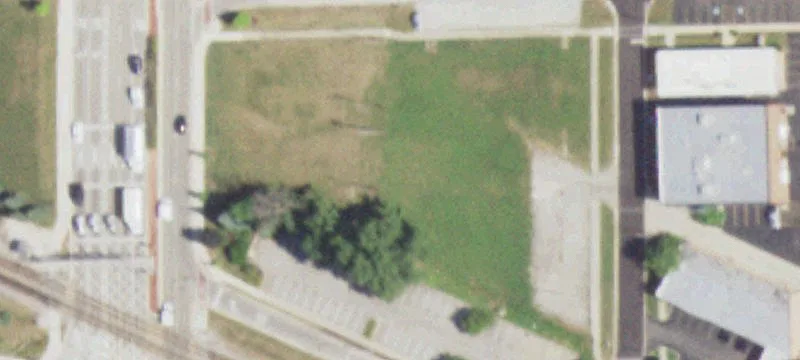 120 Commercial St