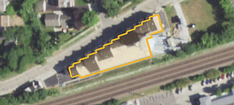 243 Burlington Ave, Unit 105