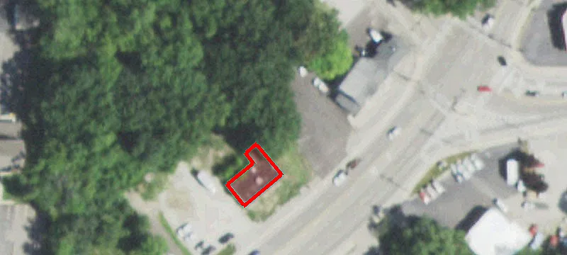 610 Cedar Lk Rd