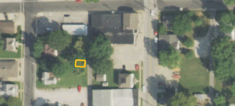 126 Commercial St
