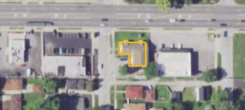 703 Sibley Blvd