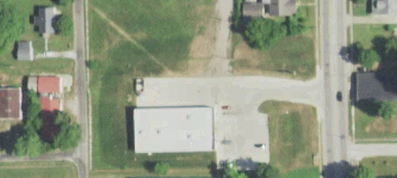 902 Main St