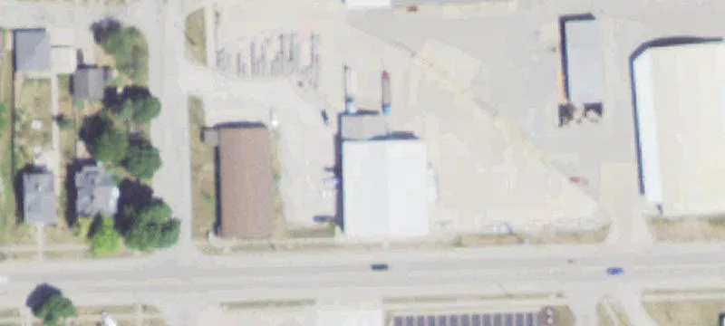 27 Main St