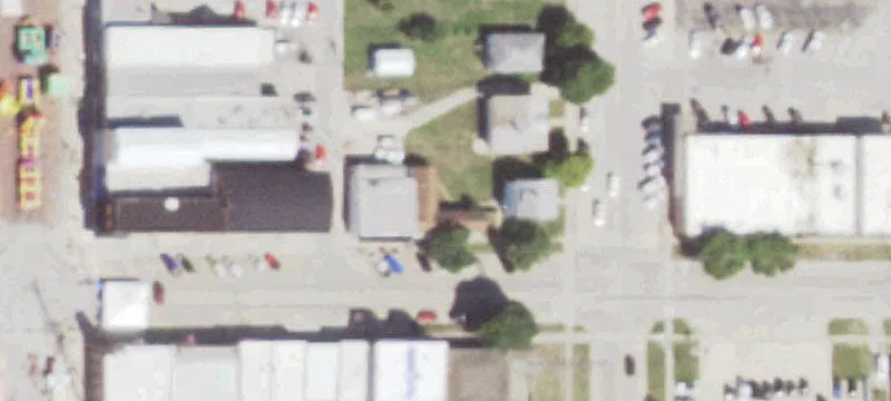 124 8th St
