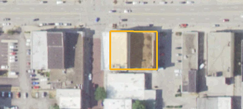 400 Main St