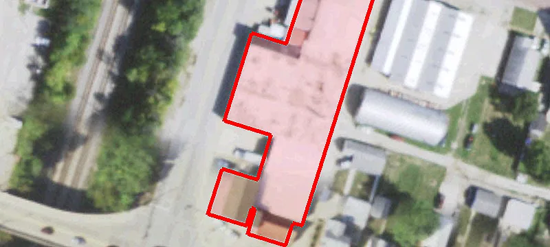 131 Railroad Ave