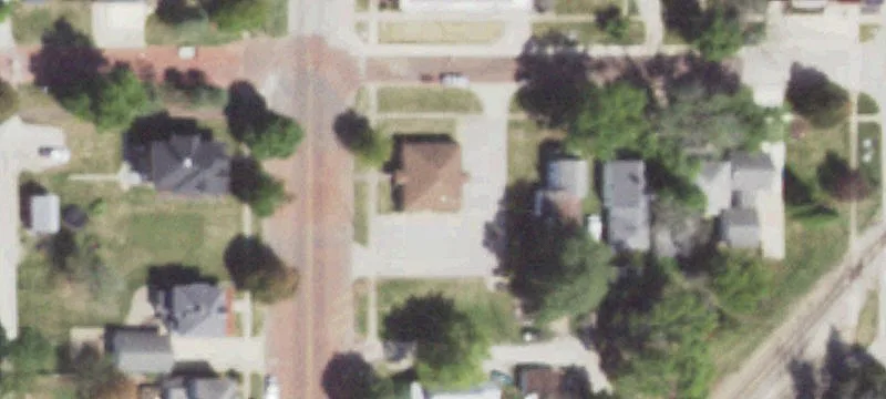 330 Sangamon Ave
