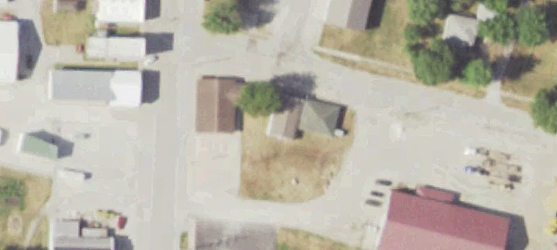 206 2nd Ave