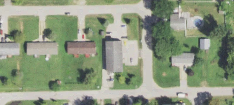 10975 Es Woodlawn Dr