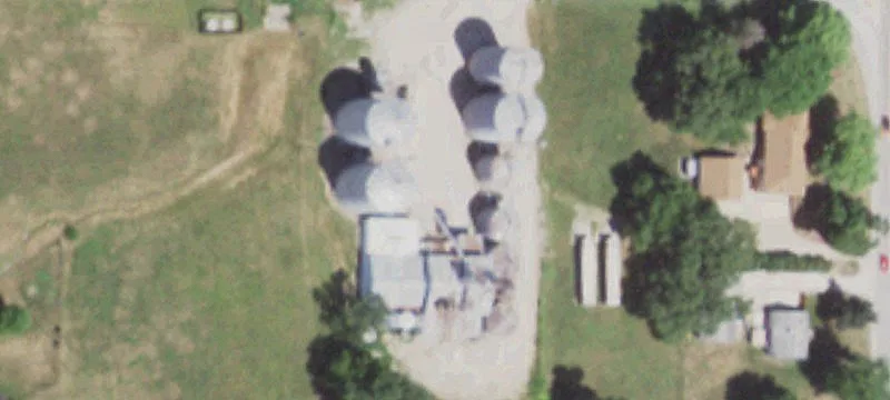 2413 1400th Ave
