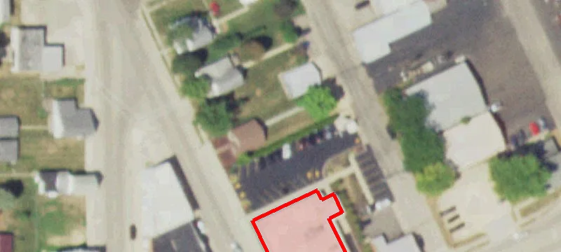 103 Walnut Ave