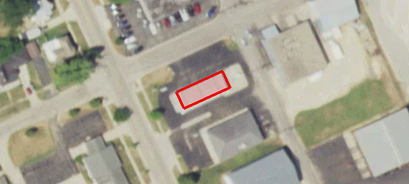 211 Walnut Ave