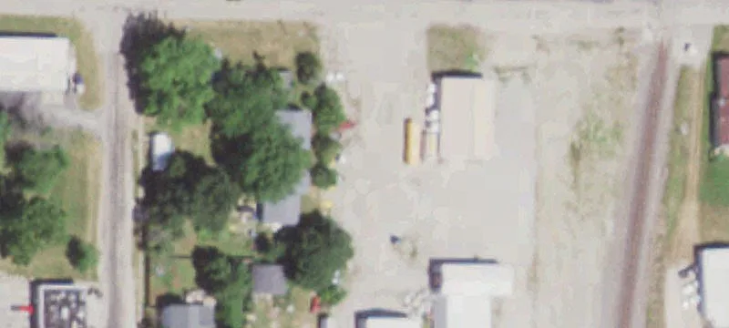 102 10th Ave