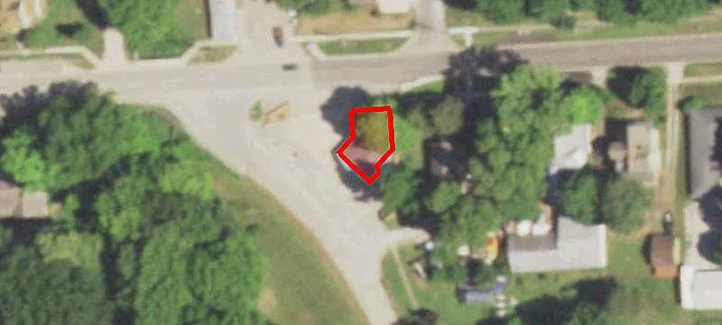 320 Main St