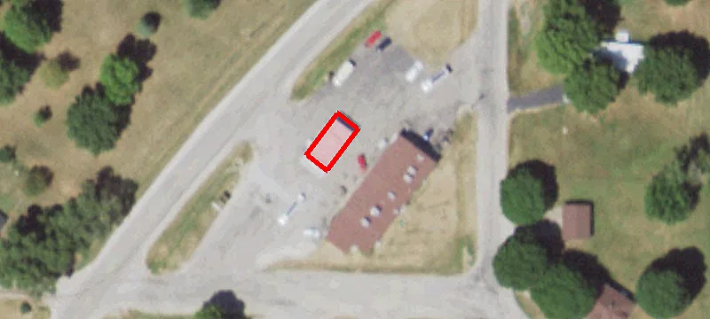 504 Commercial St