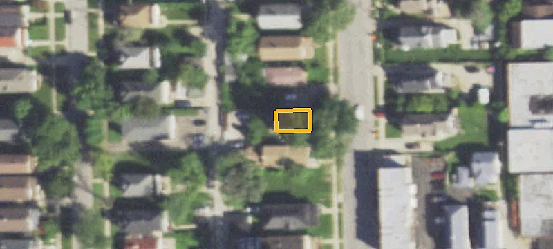 136 9th Ave