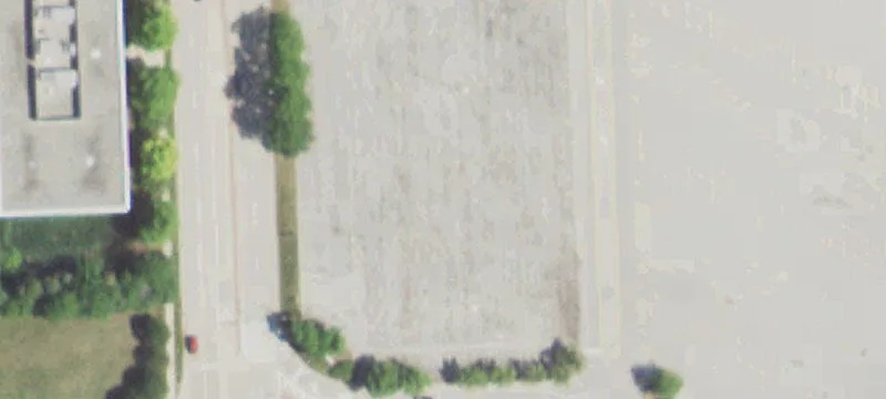 98 Yorktown Shopping Ctr