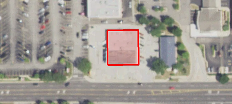 696 Roosevelt Rd