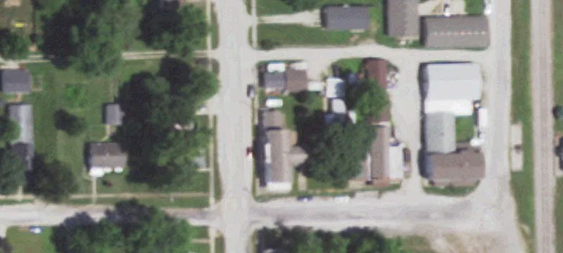 43 Lewis St