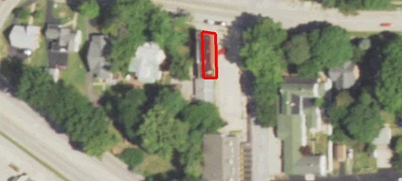 126 Main St