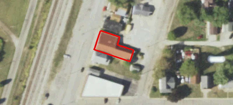 608 Commercial St