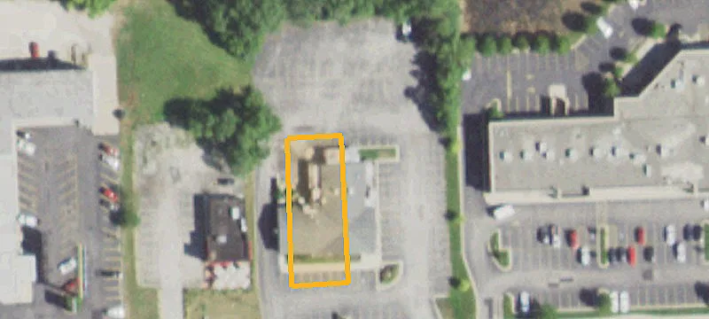 352 Roosevelt Rd