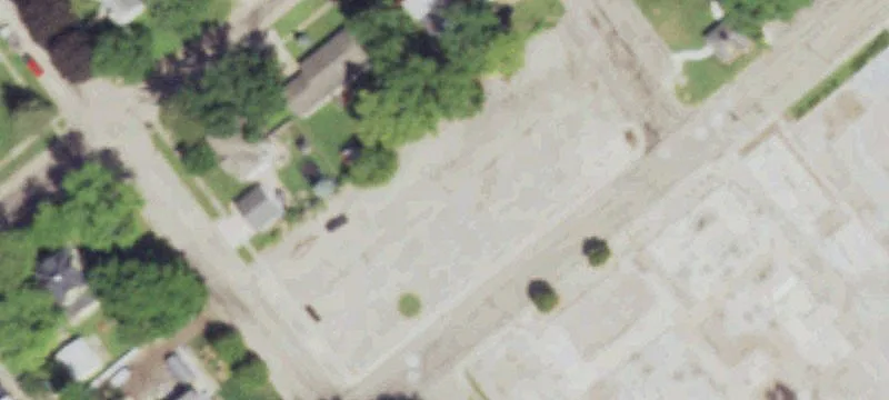 150 Ave E Ave