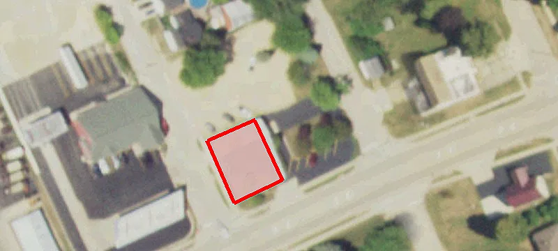 402 Main St