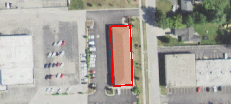590 Roosevelt Rd
