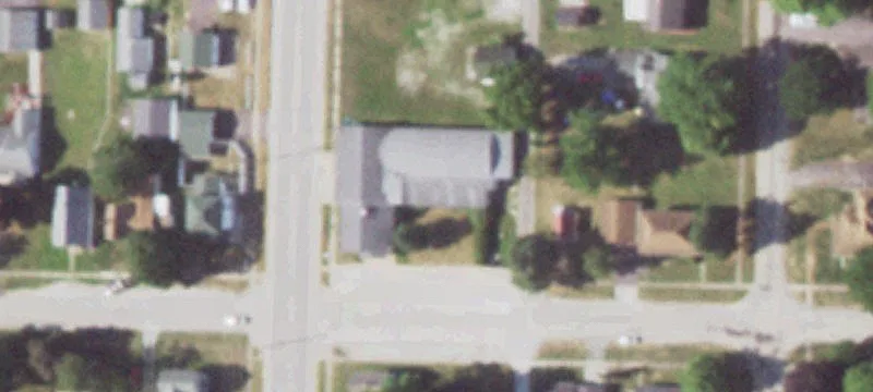 303 1st St
