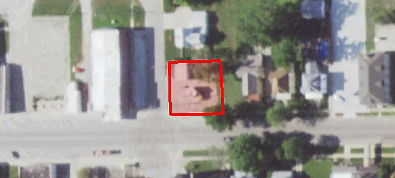 402 Main St