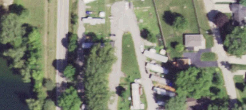 8528 Riv Dr