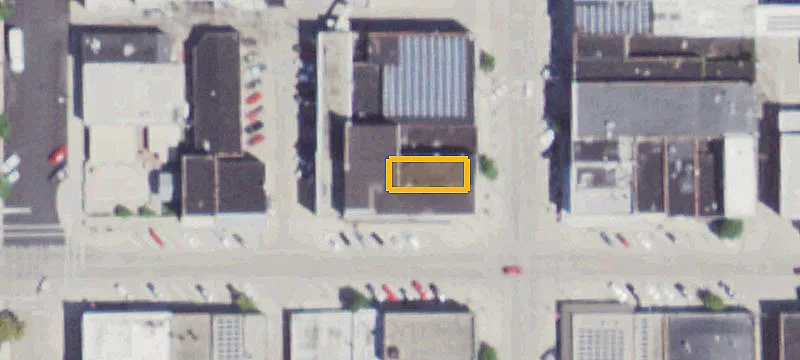 206 2nd St