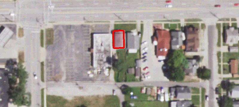 920 Grand Ave