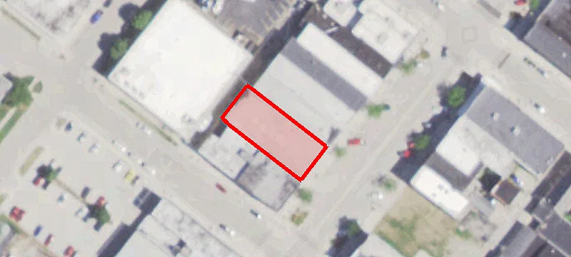 44 Ayer St