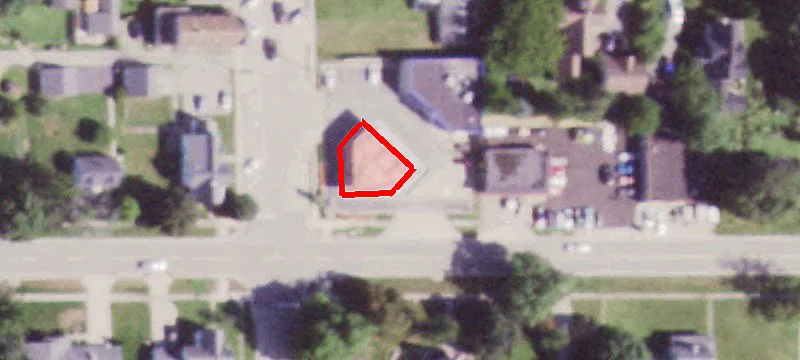 111 Roosevelt Rd