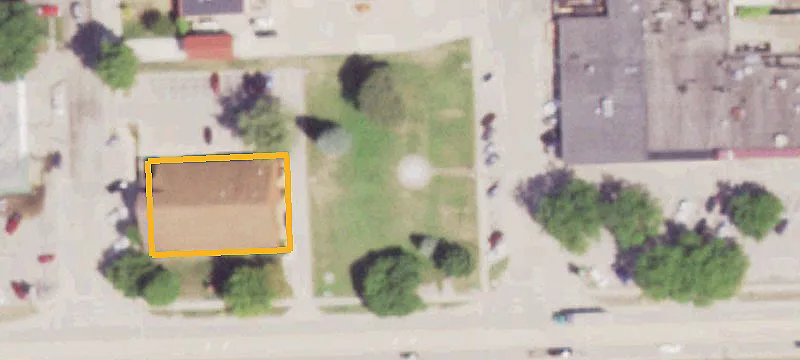 Washington St At W Blackhawk Dr