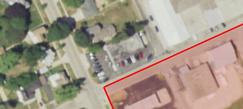 301 Walnut Ave